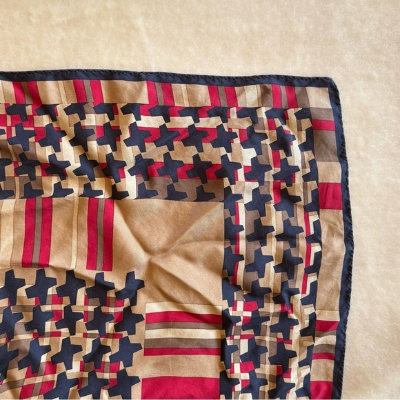 Vintage Silk-Blend Red & Tan Checkered Scarf Top - Picture 7 of 7